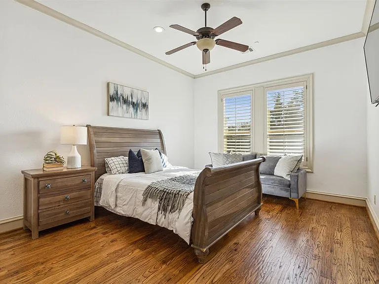 Spacious Mobile Home for Rent Gallery Image